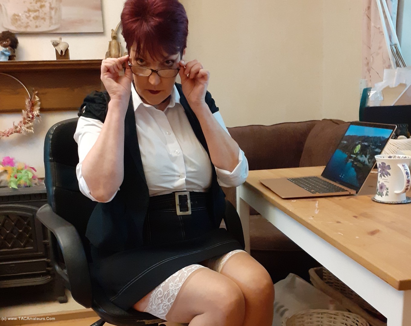 Solo secretary toy fun